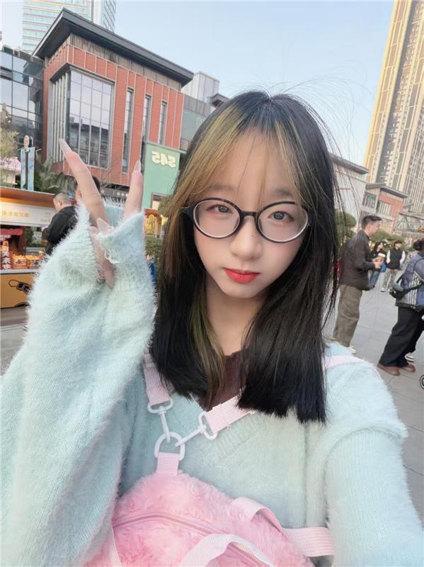 甜美邻家少女