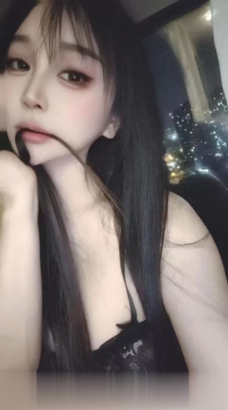 性感大胸香儿