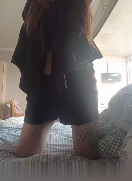 西塔大胸妹妹