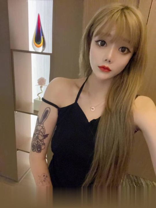 崇川骚货小美