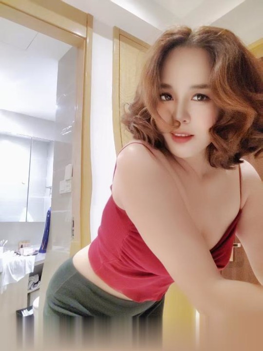 夹b小骚妇七喜