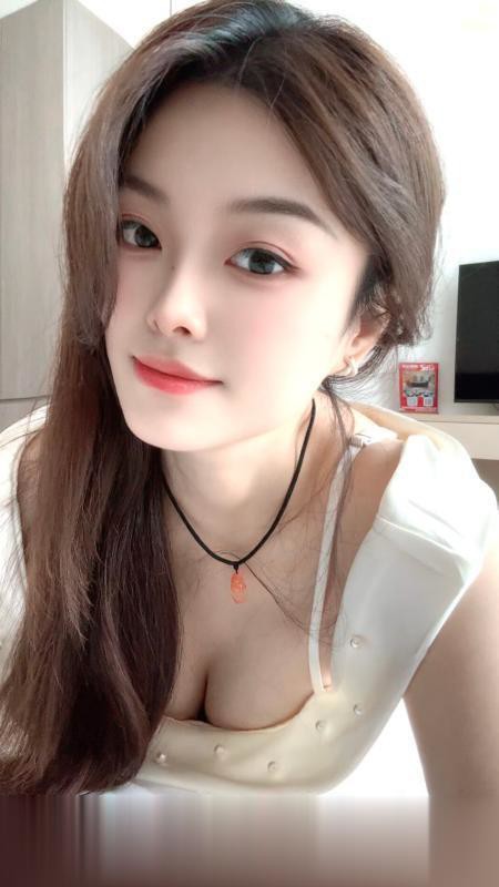 性感美乳骚妹