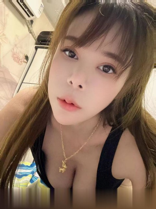 闵行制服苏苏