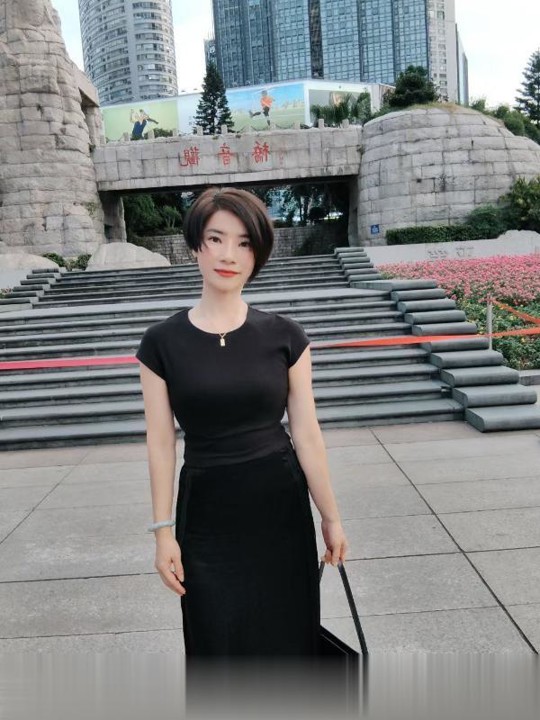 苗条少妇娜娜
