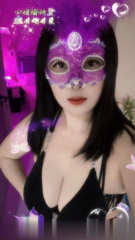 真莞式G奶姐姐
