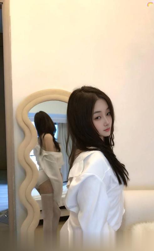 白云小奶兔.