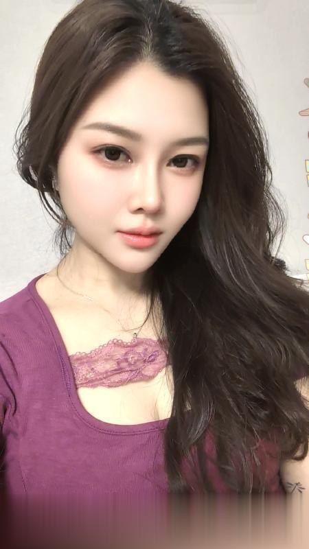 翘臀人妻小娜