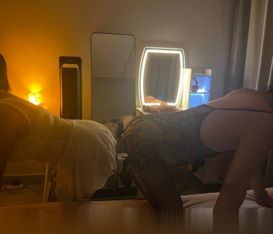 姑苏双飞熟妇