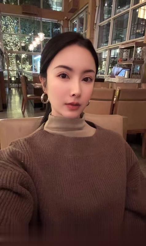风骚朱莉老师