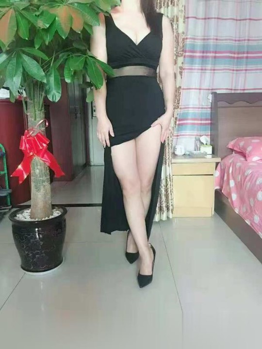 骚熟女妈妈.