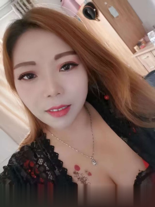 中坦肥臀熟女