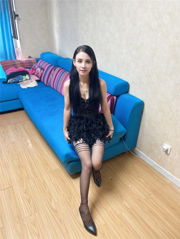 甜美清秀妹子