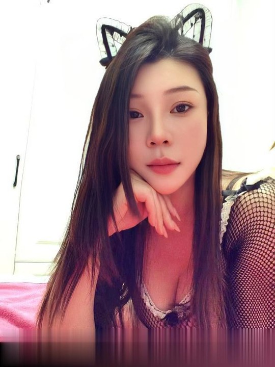 上城黑丝御姐