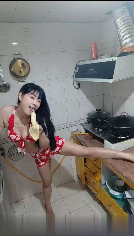 东北红酒妹.