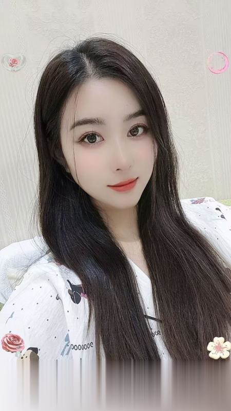 蜜桃臀米娜.