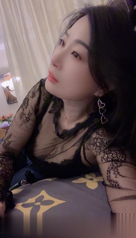 越秀丹妮少妇