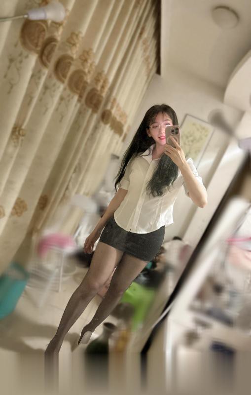 水润蝴蝶少妇