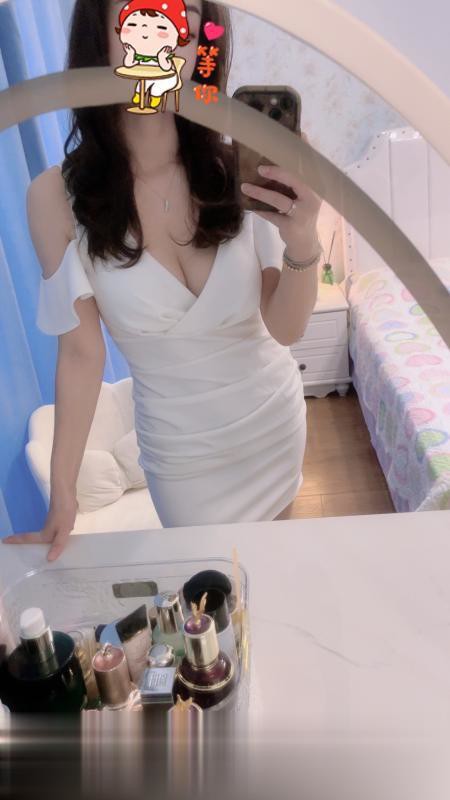 服务系希希.