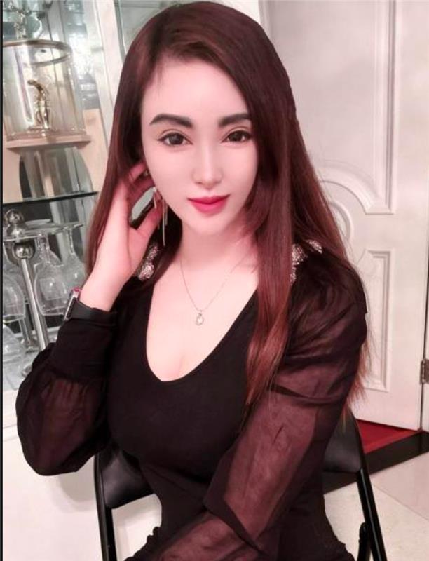 配合高挑妹子