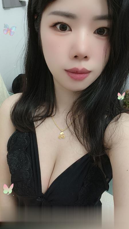 月亮岛悦悦.
