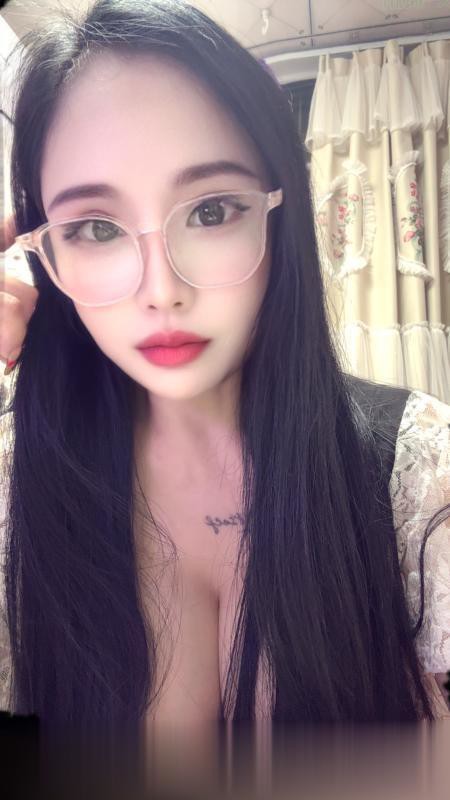 坪山乳神米儿