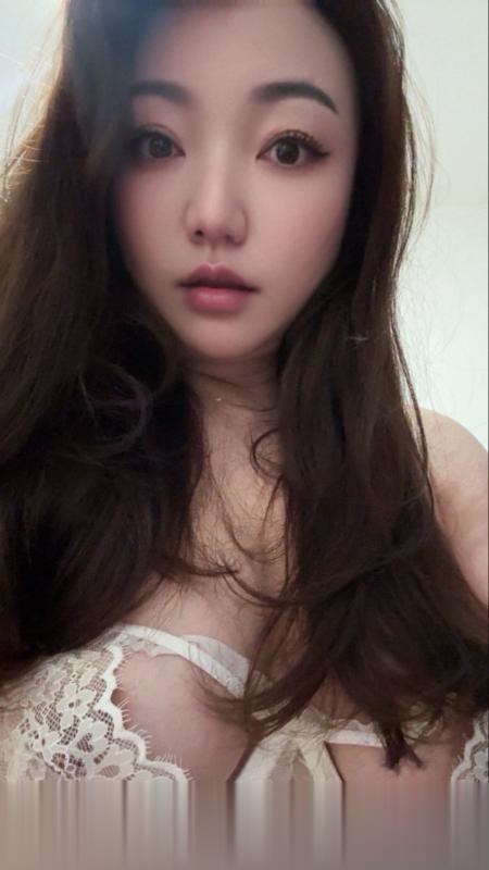 罗湖妖媚一笑