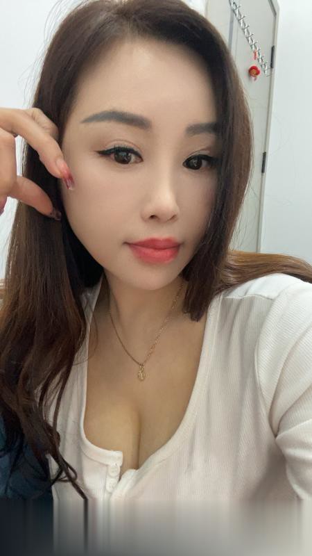 大奶御姐..