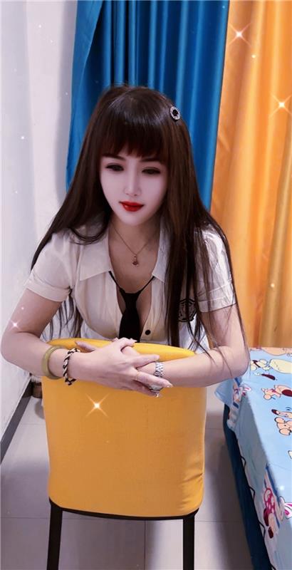 东站丰满少妇
