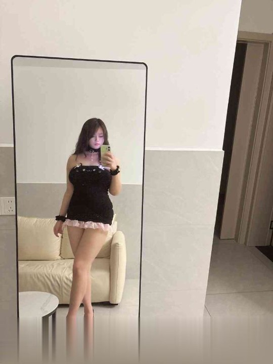 无T肥穴妹.