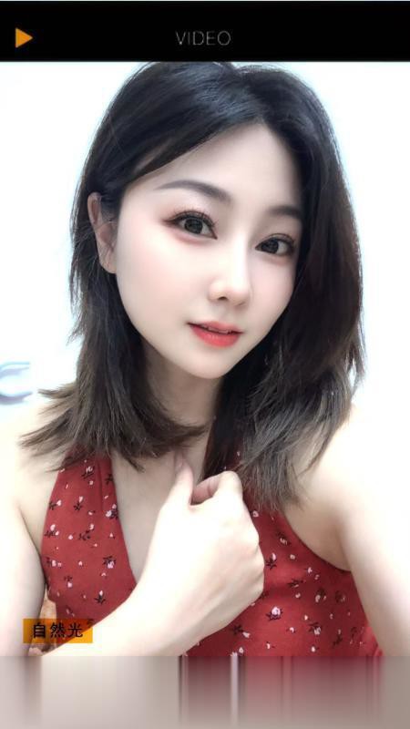 舌吻骚妇雯雯