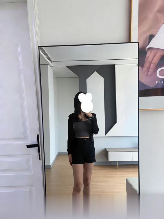 00后漂亮妹子
