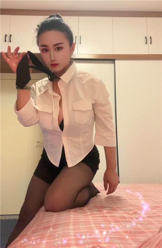 大胸水多小骚妇