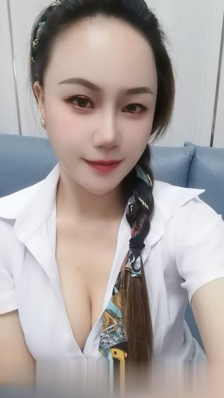 东郊气质御姐