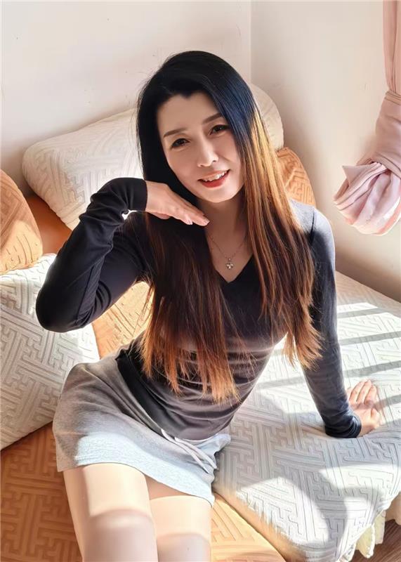 性感勾魂少妇