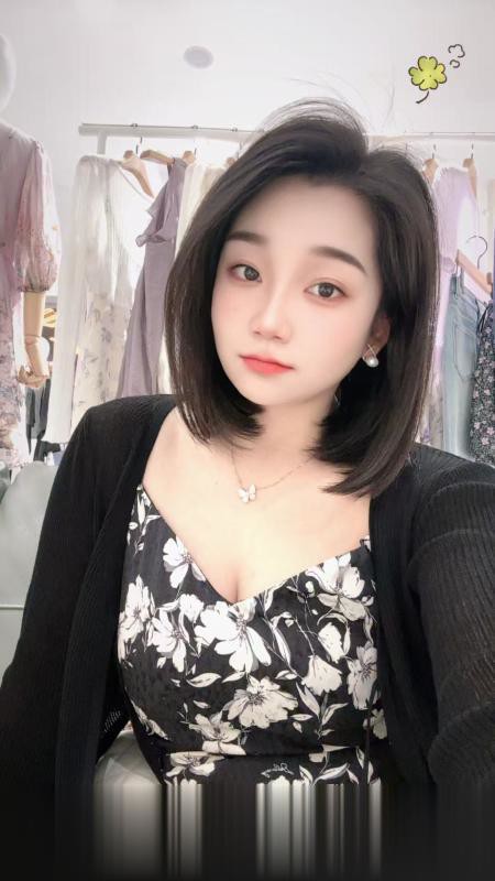 光谷丽丽..