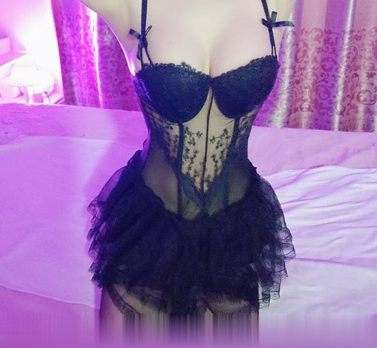 白虎大胸骚妹
