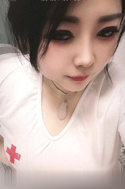 大胸诱惑..