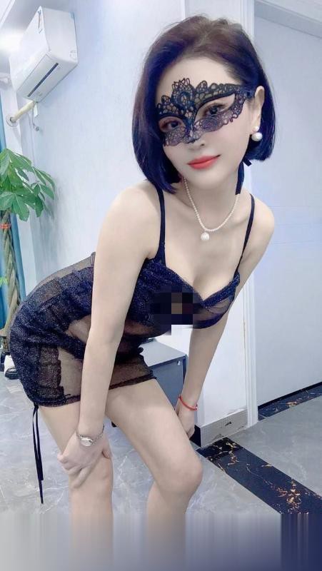 周浦夜探短发情趣秀儿