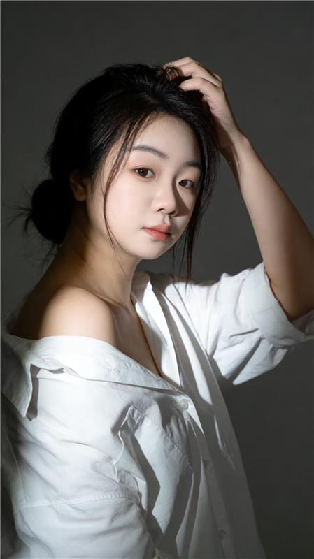 蠡湖家园风骚泄火黑丝少妇