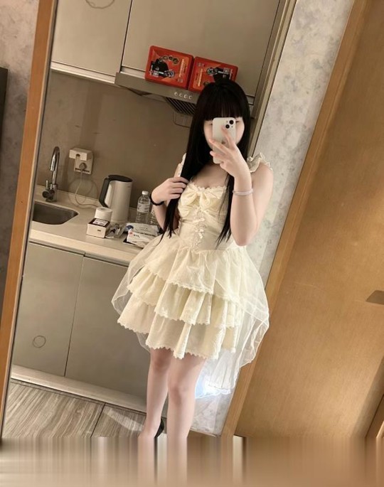 一线天小胖妹